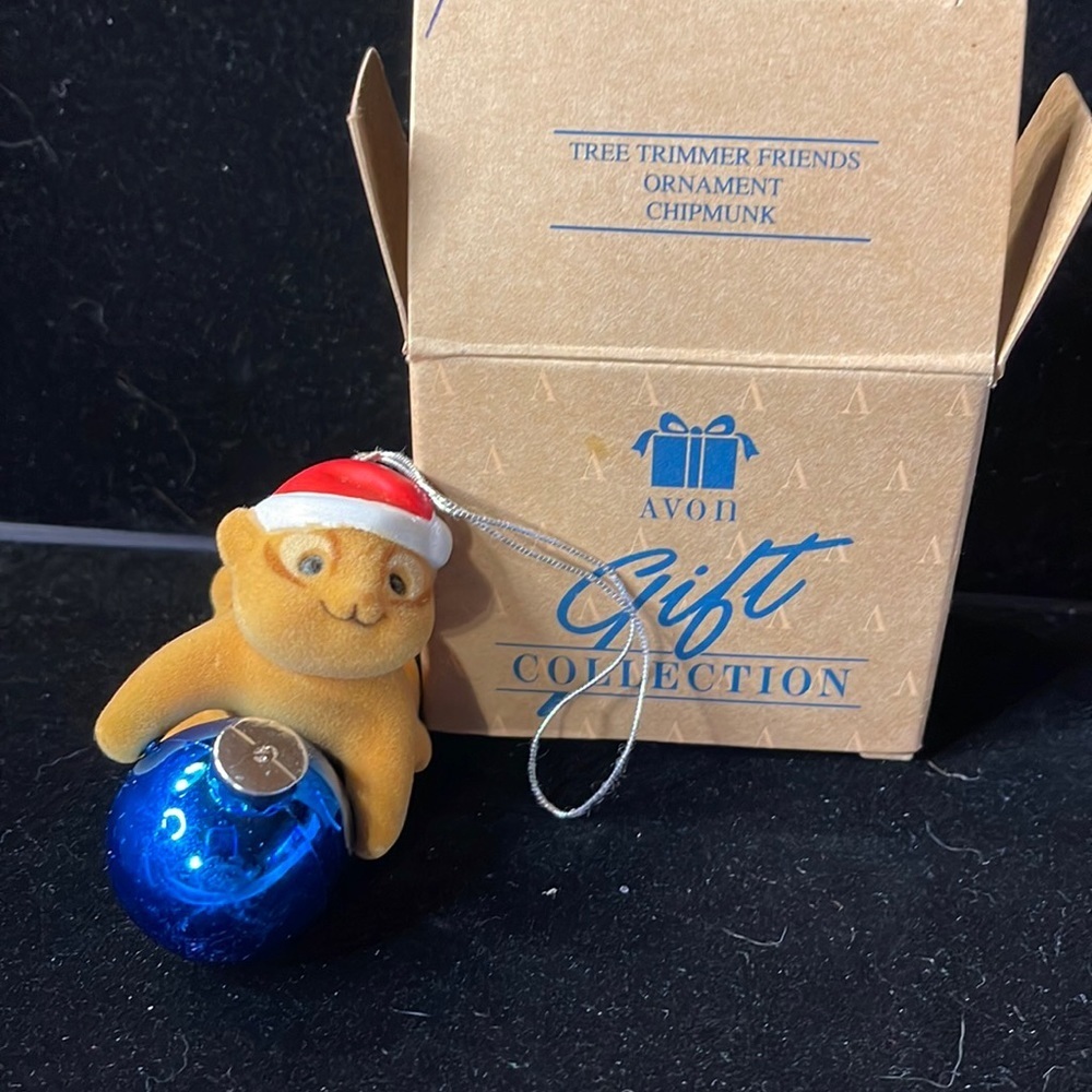 Avon Vintage Tree Trimmer Friends Ornament “Chipmunk”